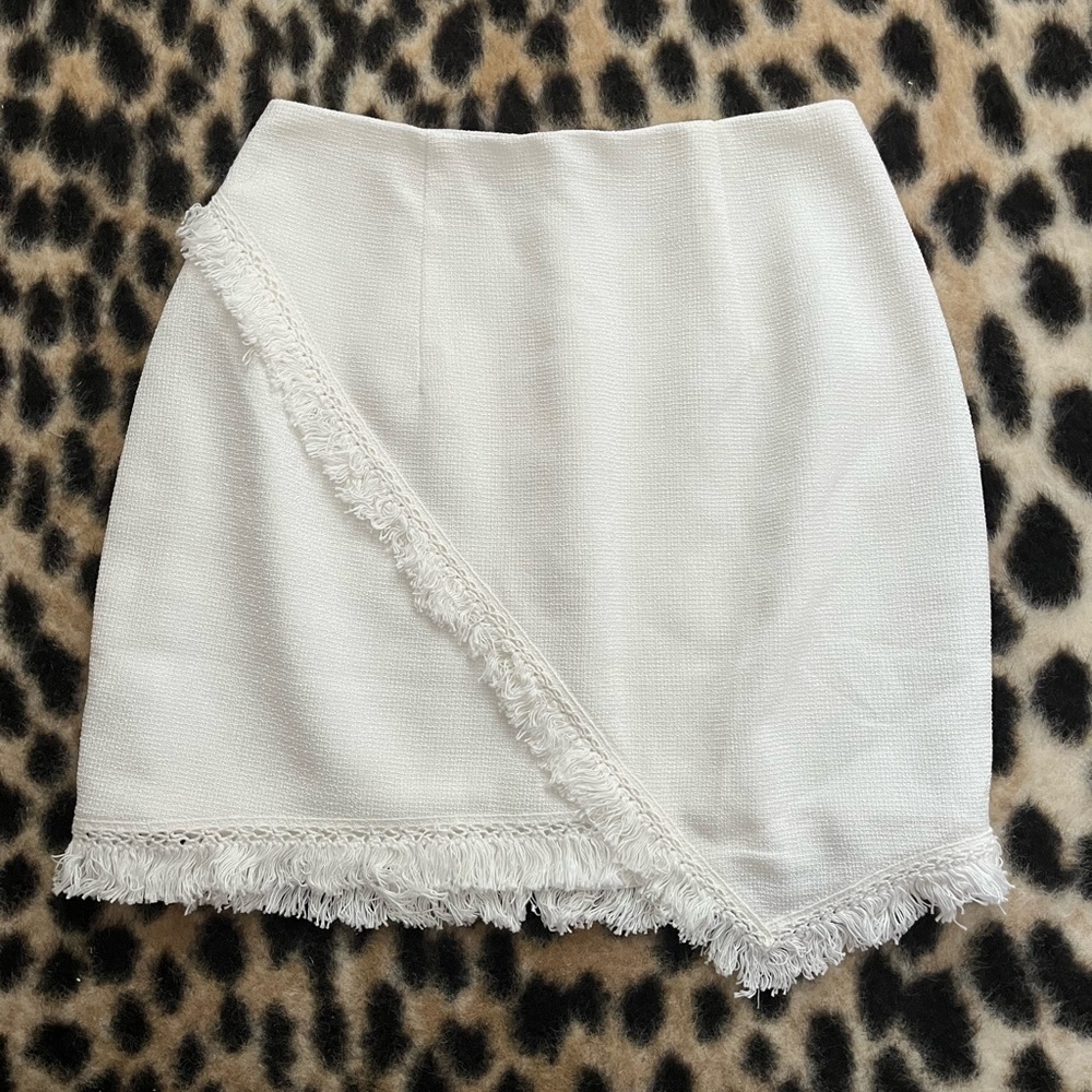 Super down white fringe skirt
